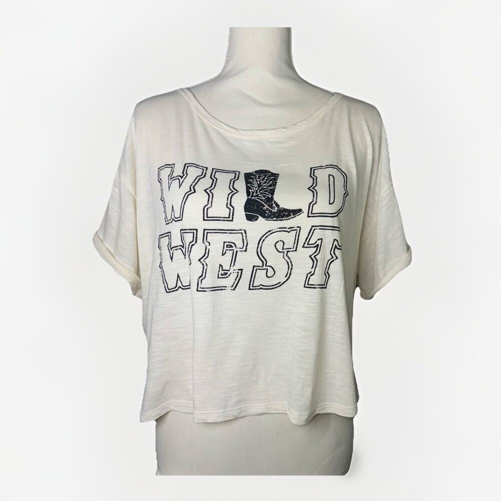 Wild‎ West Cropped Boxy LG Short Sleeve T-Shirt Ivory Horse Cowgirl Boot Tee Top